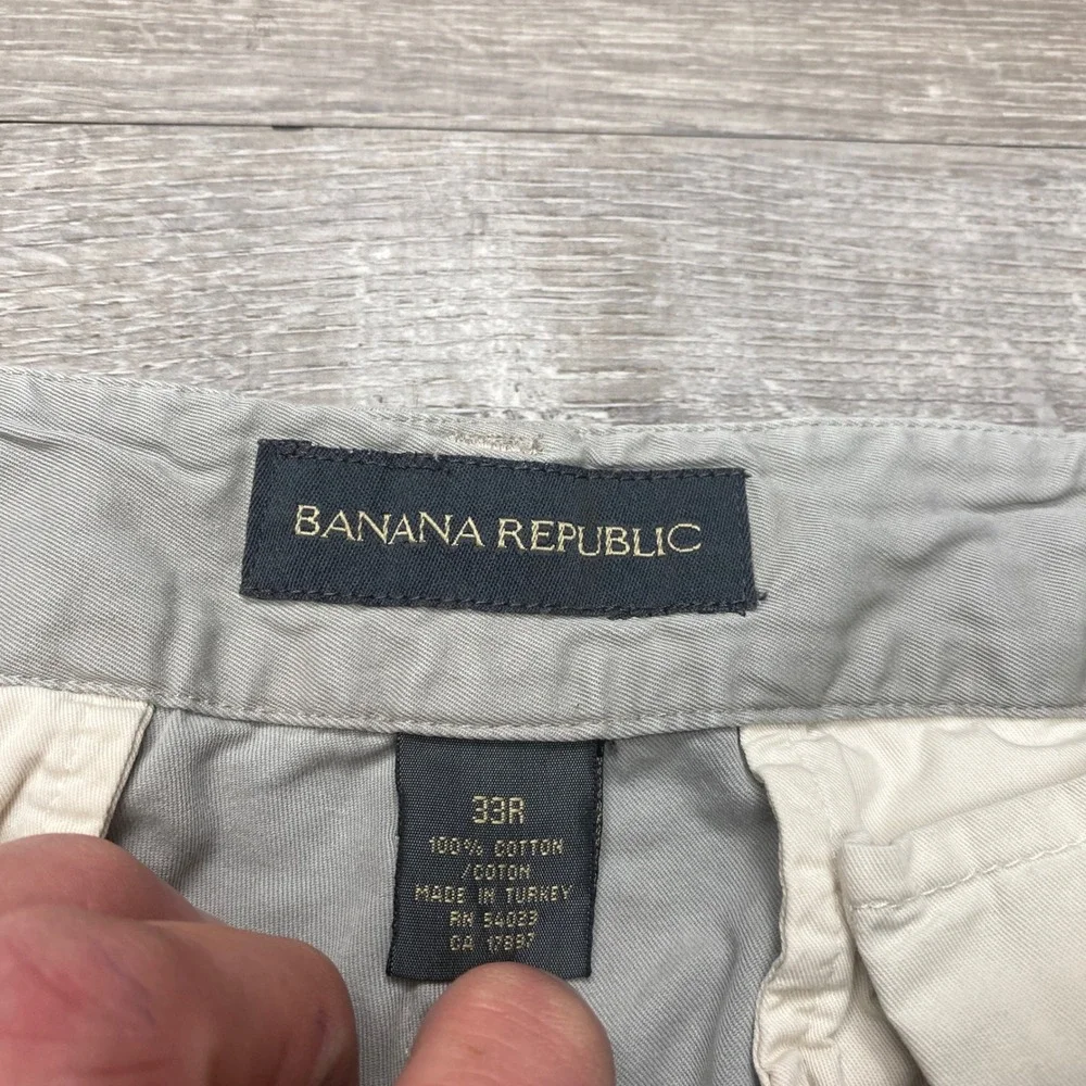 Banana Republic Mens 33R Wide Leg Cargo Pants Cotton Khaki Gray Zipper Y2K Baggy
